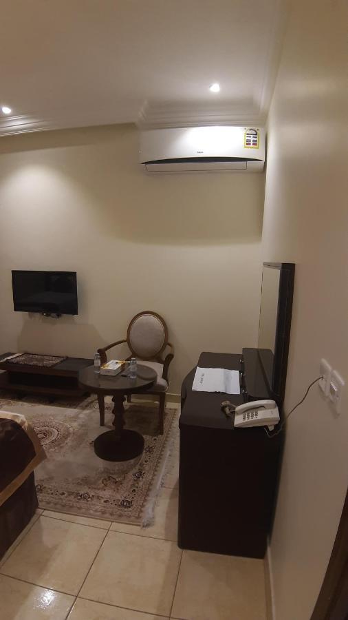 Aparthotel Al Rawda Furnished Units à Tabuk Extérieur photo